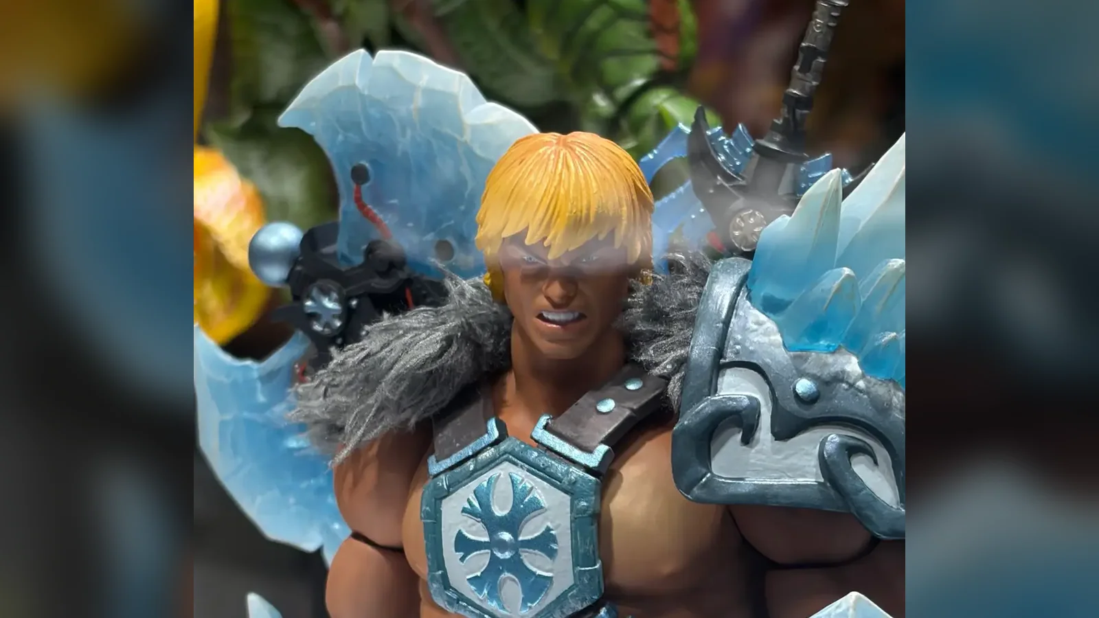 Mondo debuts Disco Skeletor at MOTUFest and puts Ice Power He-Man and Fire Armor Skeletor on sale