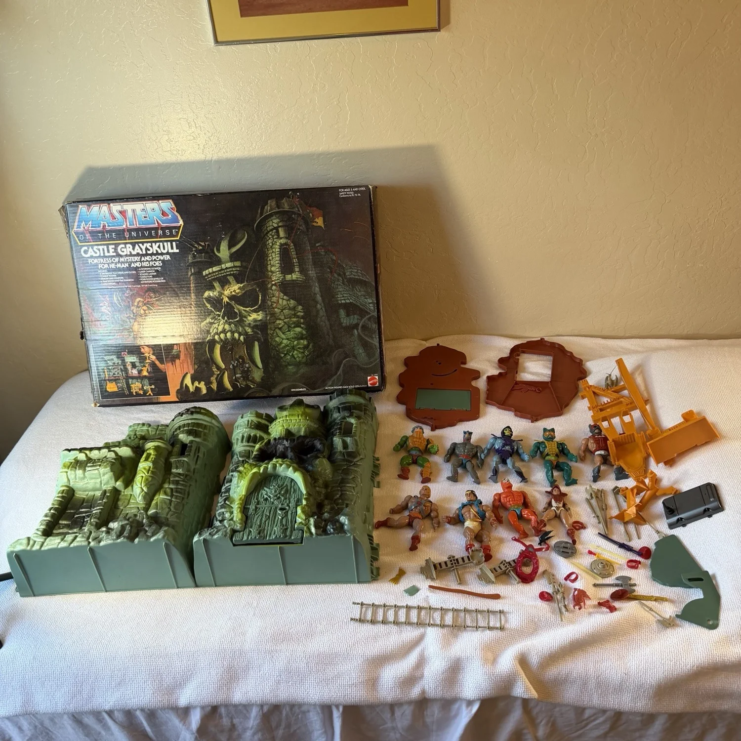 Castle Grayskull Stands