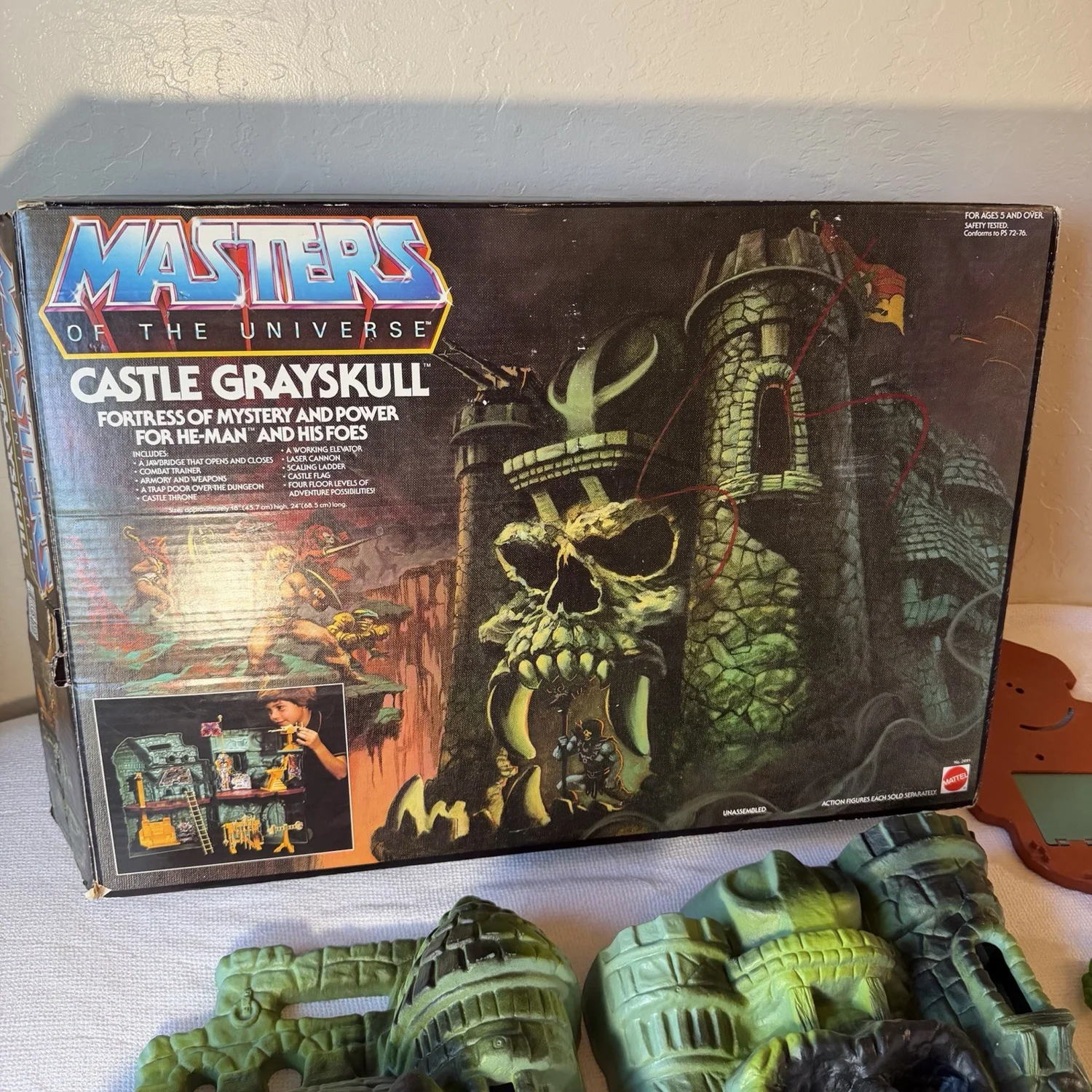 Castle Grayskull Stands
